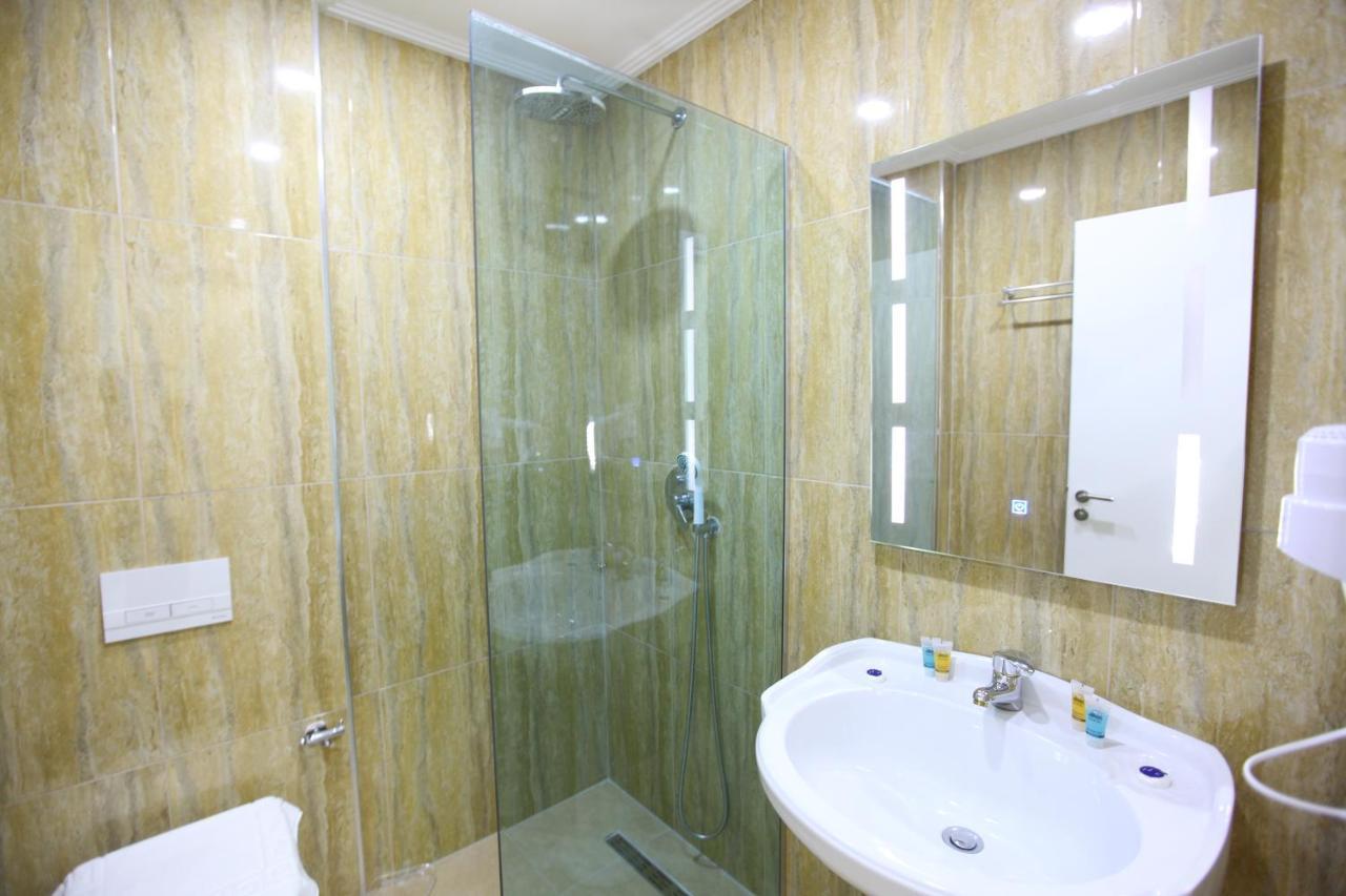 Nika Hotel ซารานเดอ ภายนอก รูปภาพ
